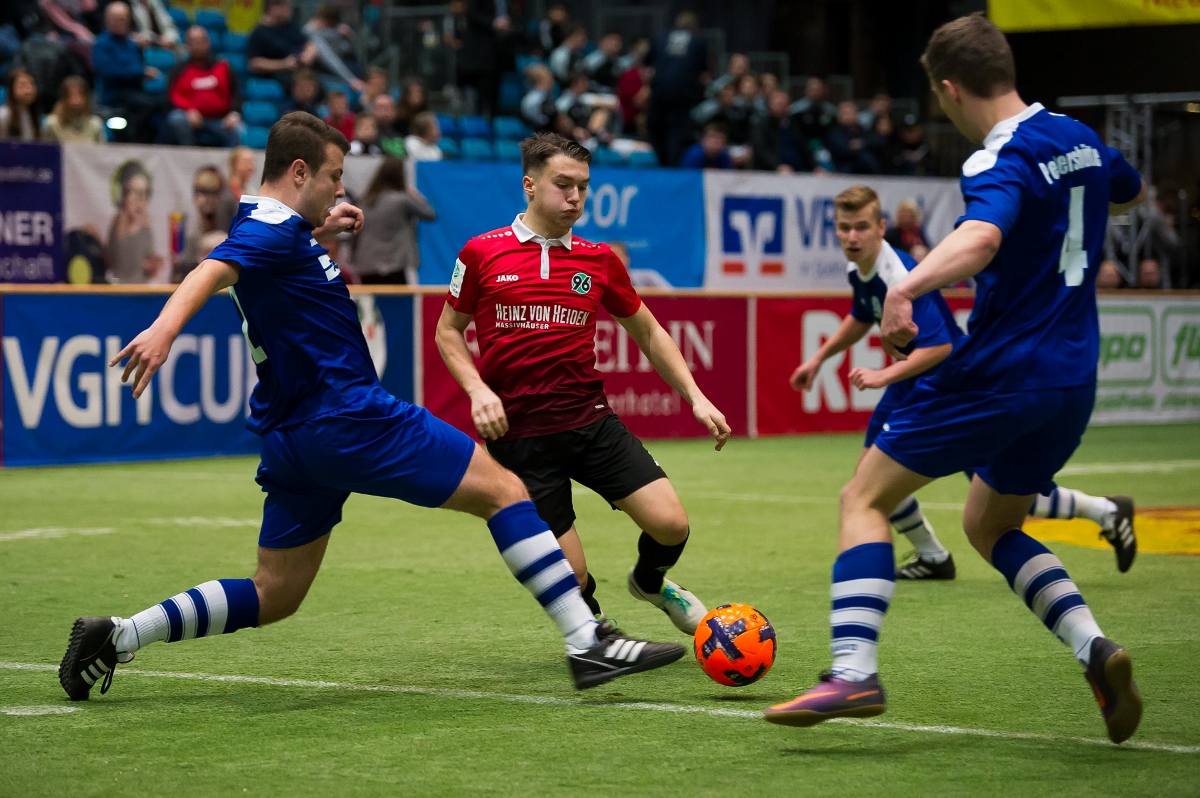Hannover 96 startet souverän 