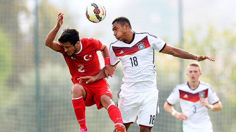 Das Wolfsburger Nachwuchsleistungszentrum ist in den vergangenen Jahren zu einer der besten Adressen in Deutschlands Nachwuchsfußball herangewachsen. Nach den Meistertiteln 2011 und 2013 bei den U19 - Junioren, erreichte man auch im vergangenen Sommer das